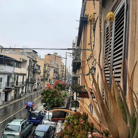 Casa Ore-Tea Palermo Exterior photo