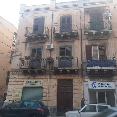 Casa Ore-Tea Palermo Exterior photo